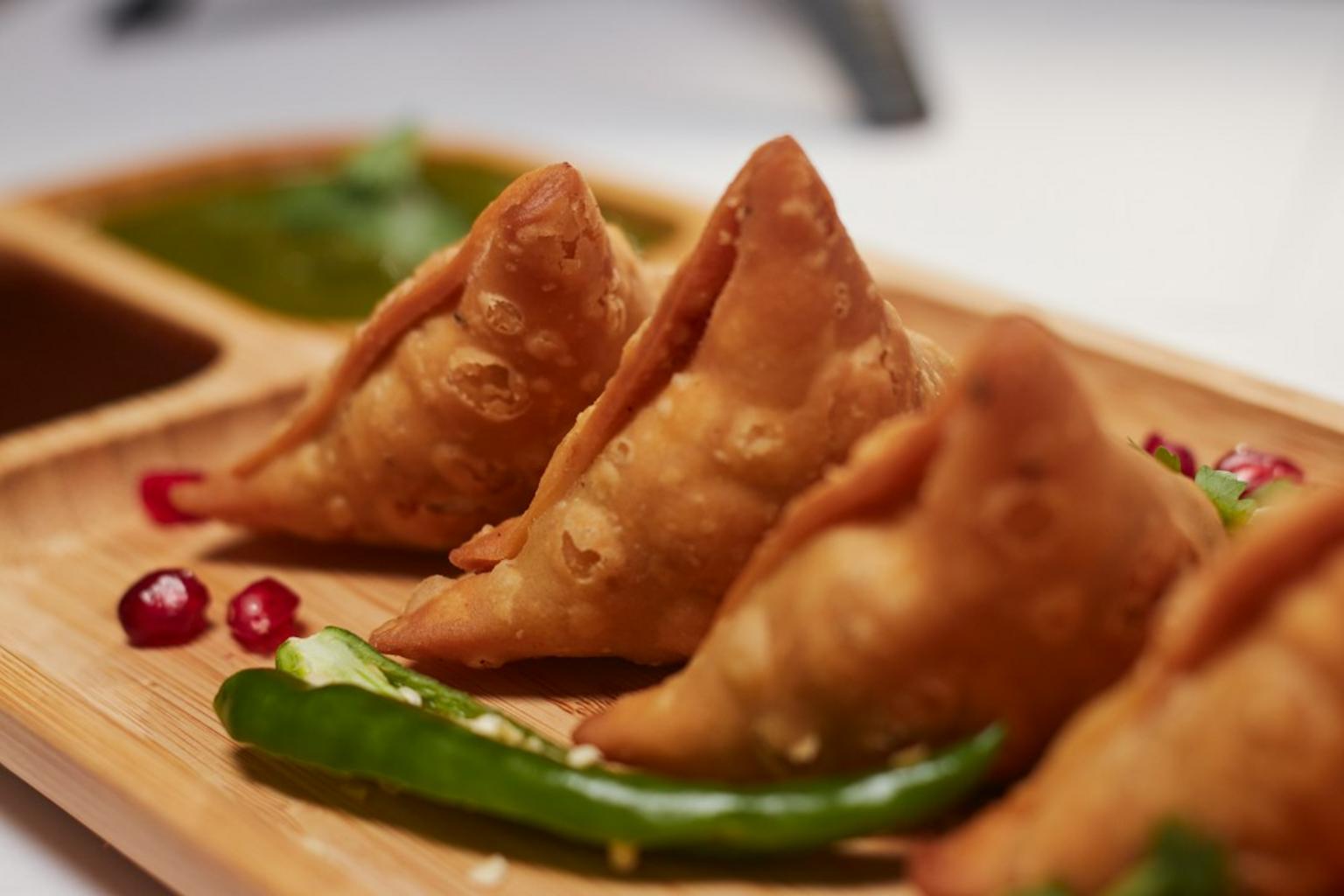 Bangali thali platter with various Bengali dishes