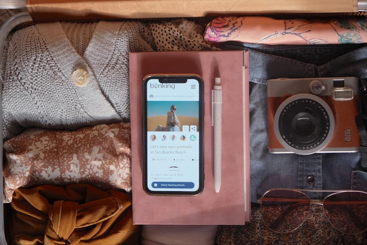 Comparison chart of AI travel planners for Kolkata features and usability